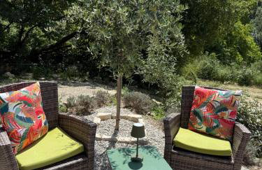 Gites Les Rochers de Plaisians avec piscine privée - Foto 20