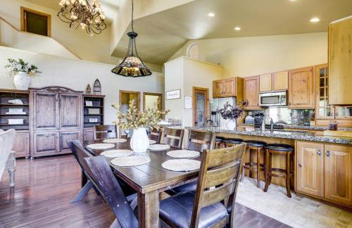 Grand Lake Waterfront Getaway with Boat Slip! - Foto 8