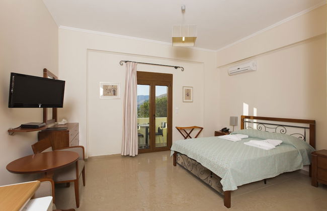 Almiriki Chios Rooms & Apartments - Photo 17