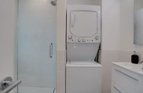 Sojourn's Eastern Market Carriage House Sleeps 2 - Foto 18