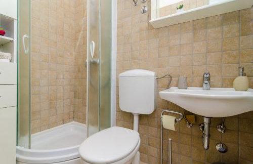 Stone House DiMaTo - Photo 10