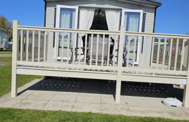 Premium Caravan - Sleeps 6 - Parking - Pool - Foto 1