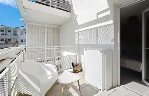 Superbe Appart 2ch, clim, terrasse, pkg, wifi, tv - Photo 13