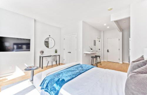 Studio w Charming Juliet Balcony in Upper East - Foto 13