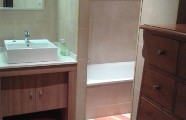 Gran terraza con piscina - Foto 11