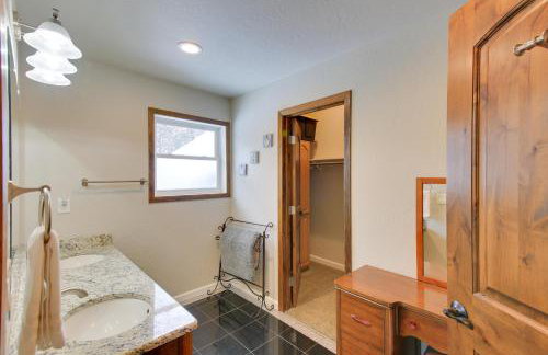 Expansive Group Lake House with Private Hot Tub! - Photo 28