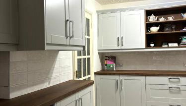 Spacious House Near Cambridge - Free Parking and Garden - Foto 3, stove, dishwasher