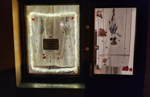 Halle, TOP -PREISE, große 79 qm SD FeWo, EG, wahlweise mit 1- 3 DZ, inklusiv TV Lounge, Küche, Bad WC Einfach und gut, Langzeitmieter VB Preise - Foto 46