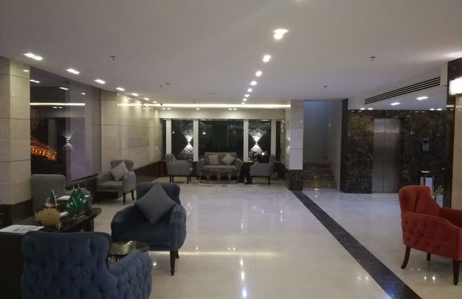 Remaz Hotel & Suite - Photo 16