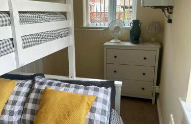 Lovely 2 bed apartment sleeps 5 - Foto 12