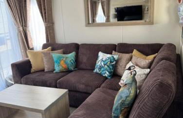 Static Caravan on the Jurassic Coast at Freshwater Beach Holiday Park - Photo 10