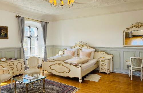 Schloss Hürbel Storchennest-Appartement - Luxury Apartment THE Stork Nest - Foto 4