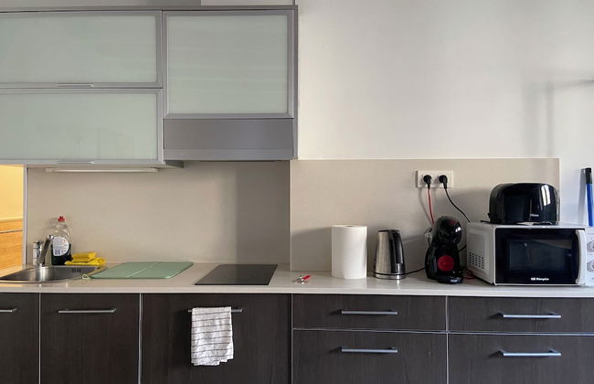 Lovely 2-bed Apartment in Barcelonas Best Location - Photo 16