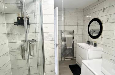 8-Sleeper 4BR 4Bed 2Bath Wi-Fi Garden Tv Beach - Foto 10