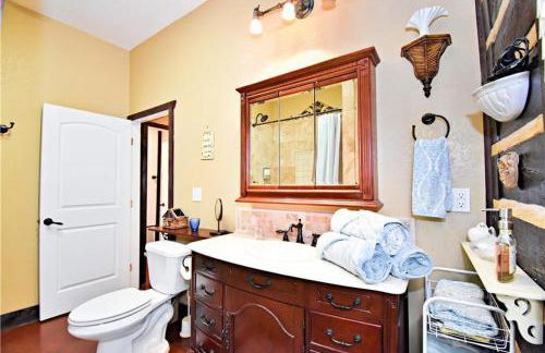 RUSTIC BLUEBONNET CABIN With VIEW BY HIDDEN FALL PARK - Foto 15