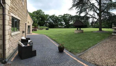 Luxury, private, secure self-contained Coach House, near Wythall and close to the NEC - Foto 5, Garden view