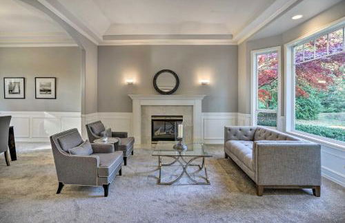 The Cedars Spacious Group Getaway in Snohomish - Photo 3