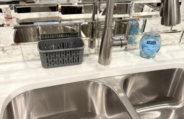 Bright, Cozy & Convenient - Minutes from UAB, Airport and Downtown Fun! - Foto 57