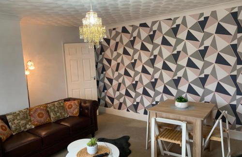 Luxury Two Bed Deluxe Maisonette - Photo 26