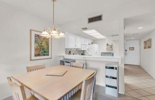 Enit Unit -Close to Elevator and Pool Views - Foto 13