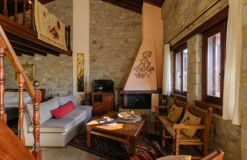 Τα Πέτρινα της Ελάτης - Petrina Elatis - Foto 46