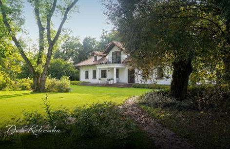 Dwór w Kiełczówce - Foto 24