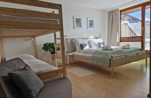 Große Terrasse, Netflix, 5min zum Skilift, 6 Personen, Waldnah, - Foto 17