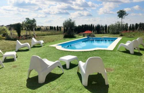 Comfortable House with Shared Pool in Alcaracejos - Foto 1