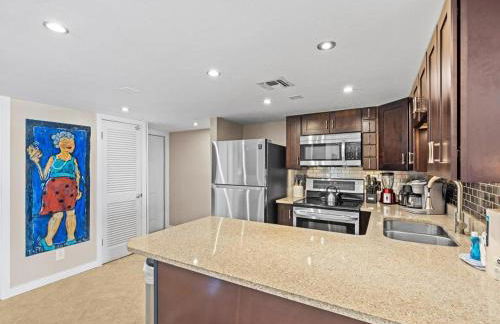 Holiday Surf and Racquet Unit 301 - Foto 9