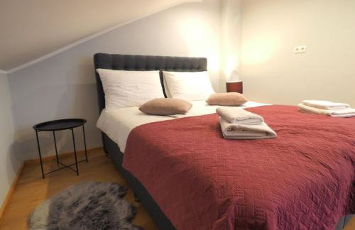 Apartments & Rooms Latin - Photo 31