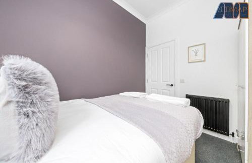 2 Bed Home with Parking Sleeps 4 - Foto 4