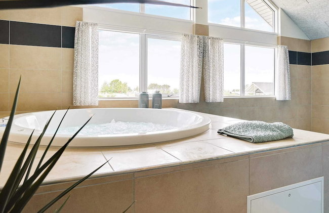 18 Person Holiday Home in Bogense - Foto 8