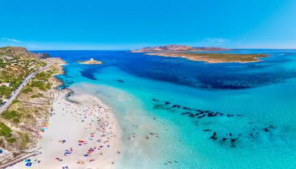 ISA-Villas with air conditioning, shared pool and private outdoor space just a few km from La Pelosa beach - Foto 5