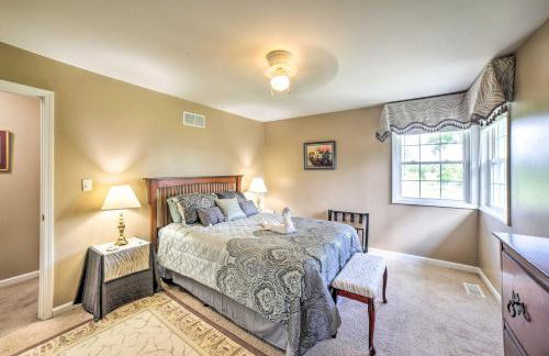 Bloomington Family Home - Private Deck and Yard - Foto 16