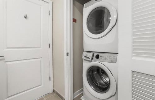 Chic 1BR Alexandria Retreat - Fast Metro Access - Photo 8