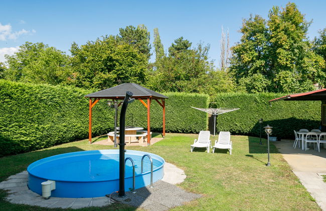 4 bedroom House in Balatonszárszó with private pool and garden - Photo 37