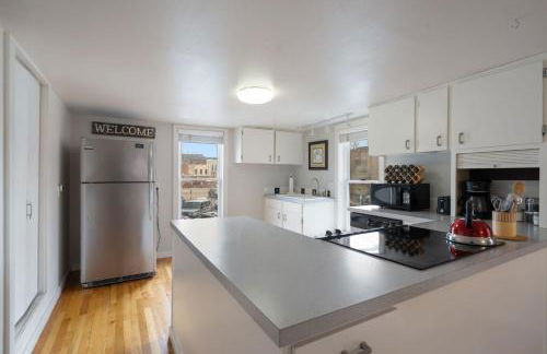 Pine Street Loft – Steps from Old Town Square! - Foto 15