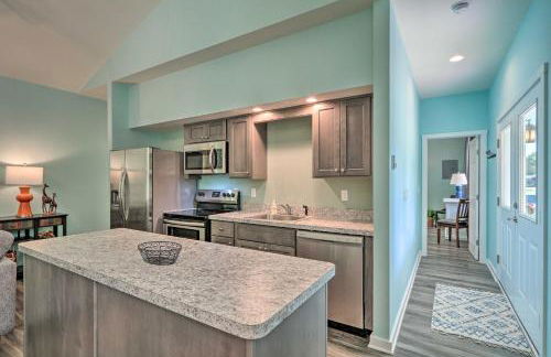 16 Mi to Ski Slopes! Creekside Poconos Cottage - Foto 11