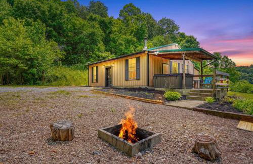 Swaying Pines Cabin w/EV Charger - Foto 1