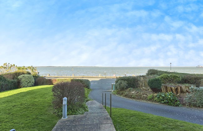 Seafront Quay West Apartments - Foto 31