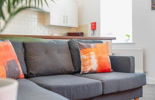 NEW! Stylish 5-Bed Apartment in Stockton-on-tees by Stay With Us, Perfect for Contractors & Large Groups, FREE Parking! - Foto 9