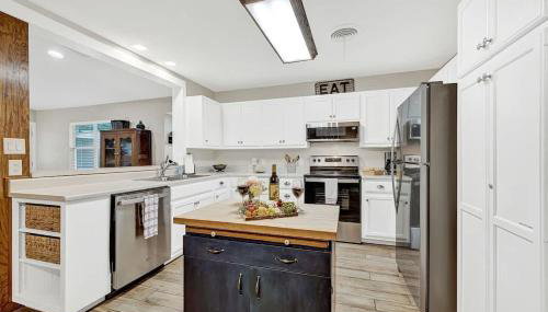 The Billie Goat Haus - Hot Tub -steps to Main St! - Foto 2