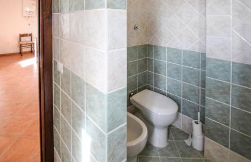 5 Bedroom Beautiful Home In Giove - Foto 39