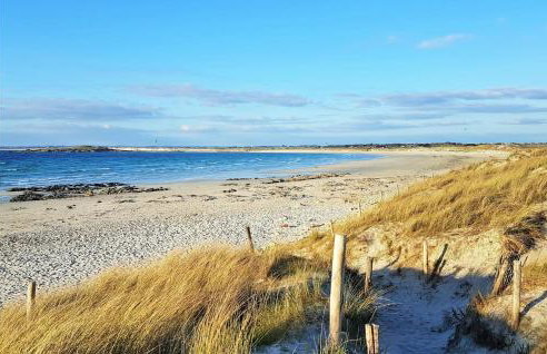 2 Bedroom Amazing Home In Plomeur - Foto 14