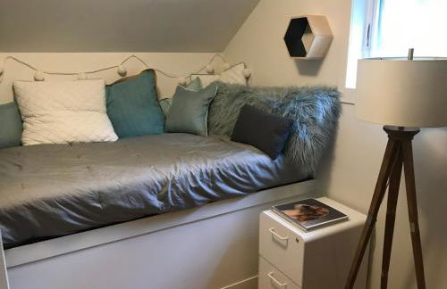 Modern Cottage with Peeks of Ocean Views - Foto 55