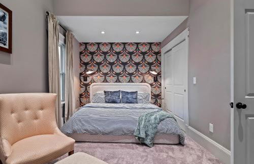 Cleveland Escape - Hot Tub - Karaoke Machine - Sleeps 12 - Foto 1