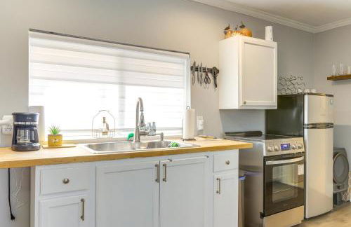 Forest-View Gem in Grantville with Wraparound Deck - Foto 3