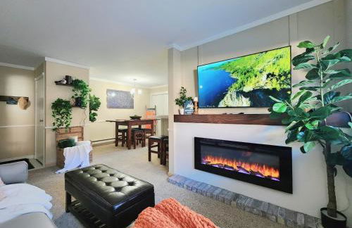 Tahoe Shoreline Retreat - Close to Ski Resorts & HOA Amenities - Foto 6