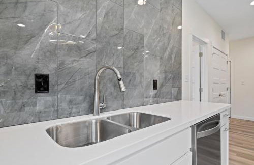 Winter @ Golden Goose: New Build, King Bed - Foto 14