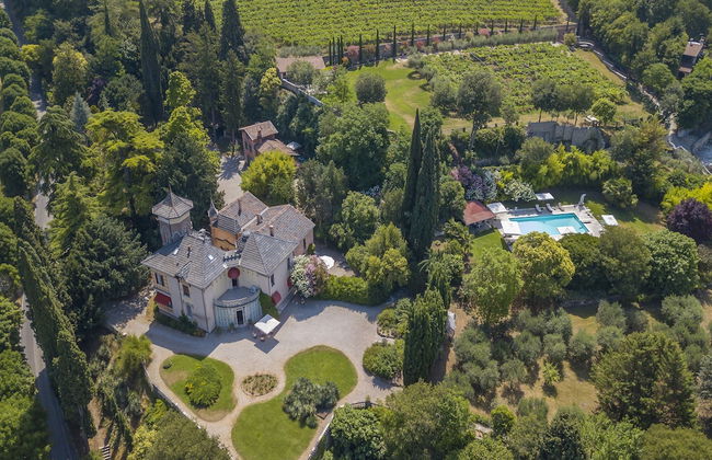 Alberta's Liberty House With Pool - Photo 29